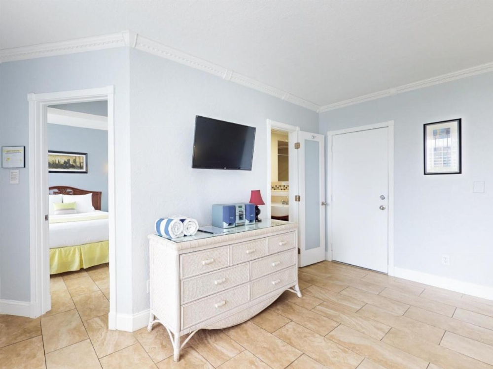 The Grand Resort and Spa & Worthington All Male - Clothing Optional